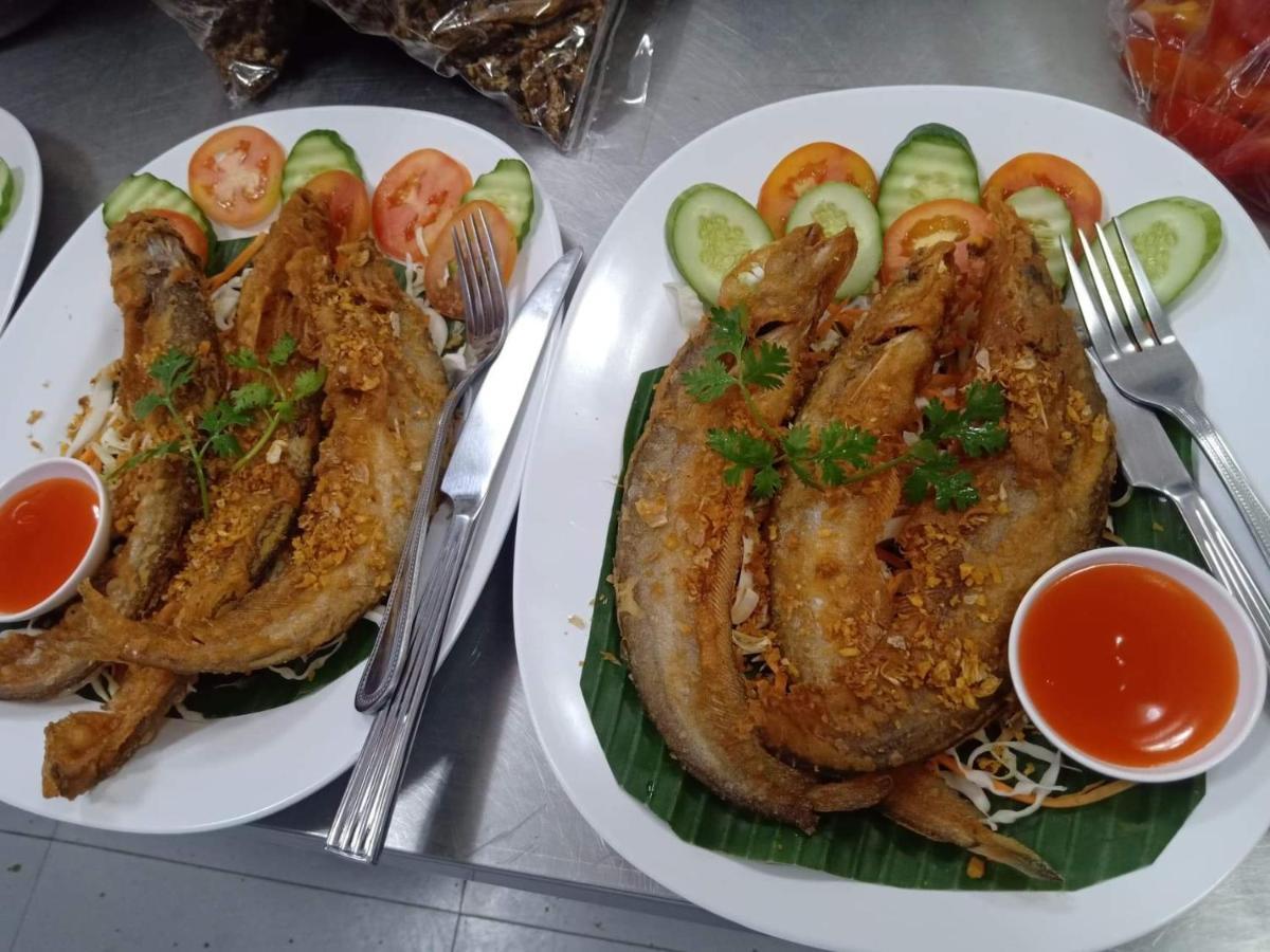 Wixky Hotel Nong Khai Exterior photo