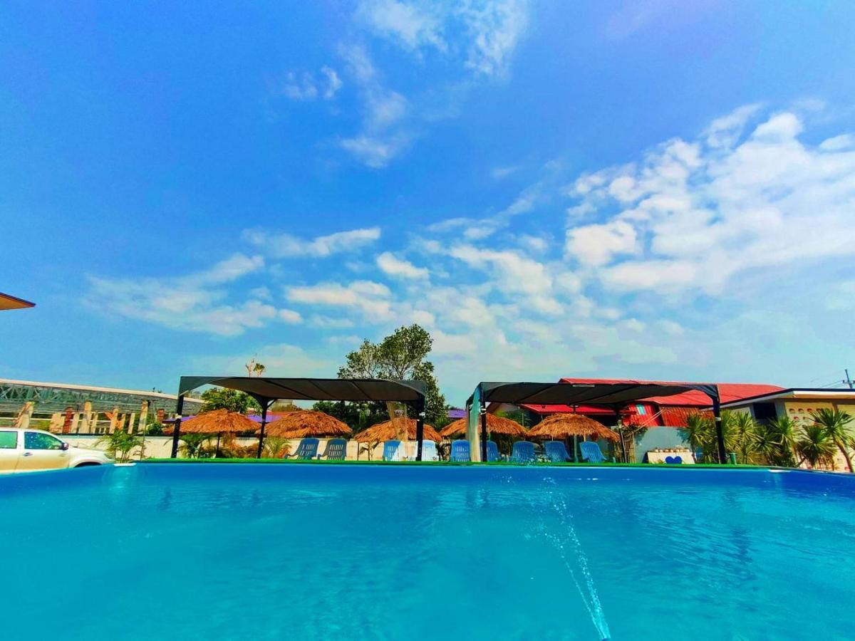 Wixky Hotel Nong Khai Exterior photo