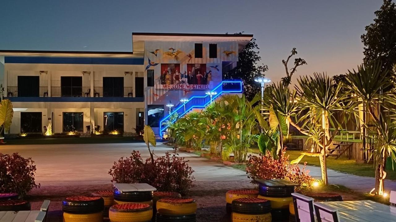 Wixky Hotel Nong Khai Room photo