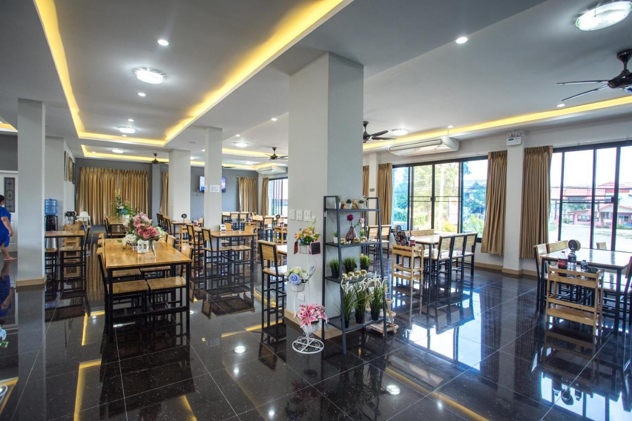 Wixky Hotel Nong Khai Exterior photo